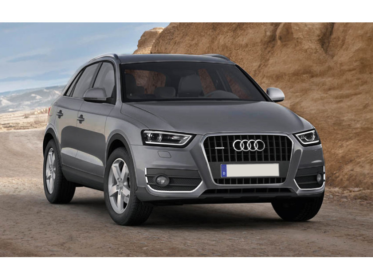 Moldura cromada de contorno de los antinieblas Audi Q3