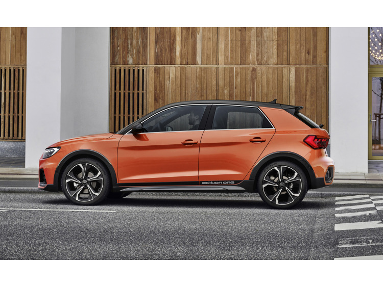 Moldura cromada de contorno de los cristales laterales Audi A1 18-26 Sportback