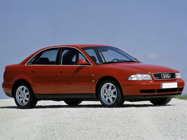 Moldura cromada de contorno de los cristales laterales Audi A4 s&eacute;rie 1 94-98