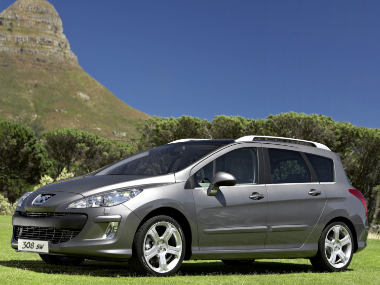 Moldura cromada de contorno inferior de los cristales laterales Peugeot 308 SW 08-14