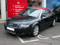 Moldura de calandria inferior cromada Audi A4 s&eacute;rie 1 94-98 Audi A4 s&eacute;rie 2 00-04 Audi RS4 00-01 Audi S4 03-08 s&eacute;rie 2 Audi S4 08-11 s&eacute;rie 3 Audi S4 11-16 s&eacute;rie 3 phase 2 Audi S4 16-26 s&eacute;rie 4 Audi S4 97-01 s&eacute;rie 1