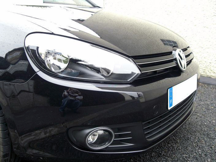 Moldura de calandria superior cromada VW Golf 6 & VW Golf 6 cabriolet