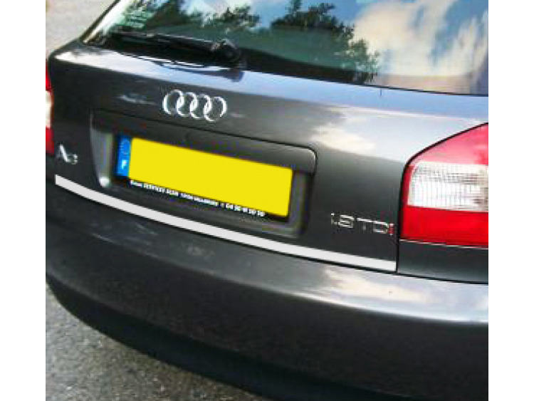 Moldura de maletero cromada Audi A3 s&eacute;rie 1 96-00