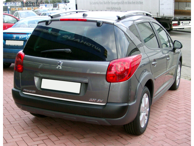 Moldura de maletero cromada Peugeot 206 SW Peugeot 207 93073SW 0105