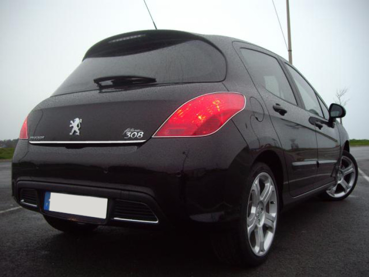 Moldura de maletero cromada Peugeot 308 07-13 & Peugeot 308 CC 09-15