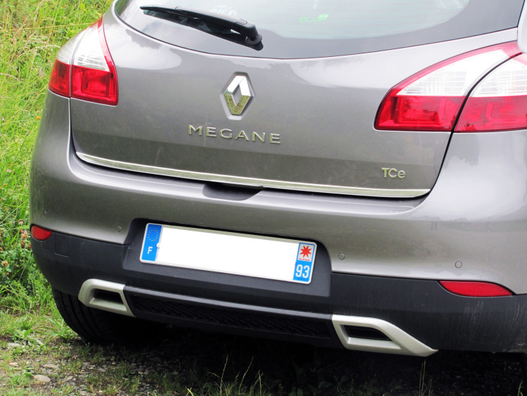 Moldura de maletero cromada Renault M&eacute;gane III 08-12 Renault M&eacute;gane III phase 2 12-13 Renault M&eacute;gane