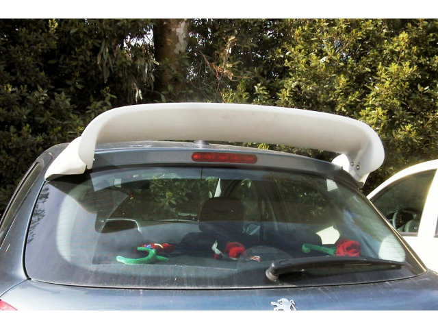 Spoiler  alerón Peugeot 207
